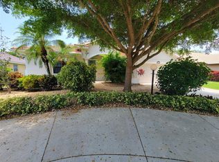 5467 Oak Crest Blvd, Sarasota, FL 34233