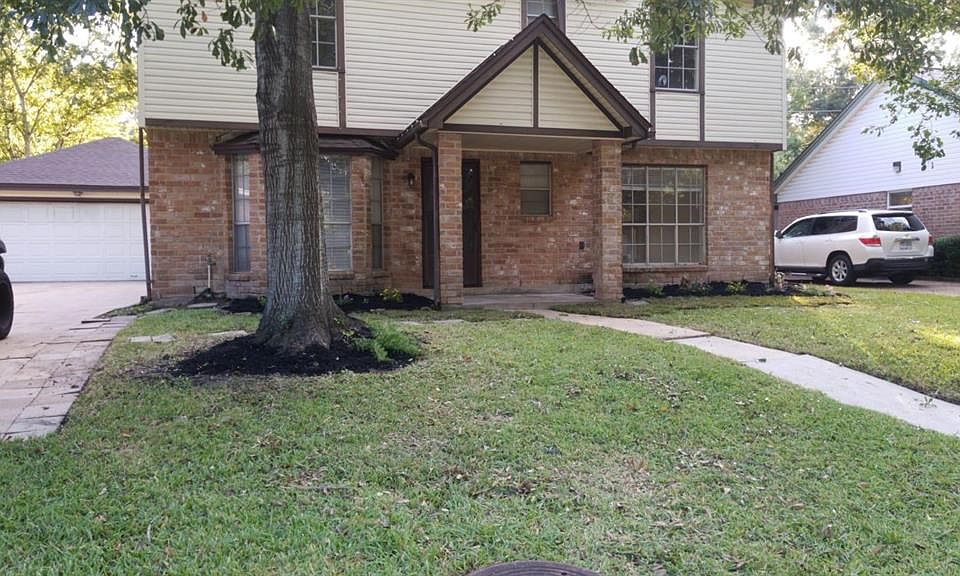 1st image of 11702 Fallwood Dr