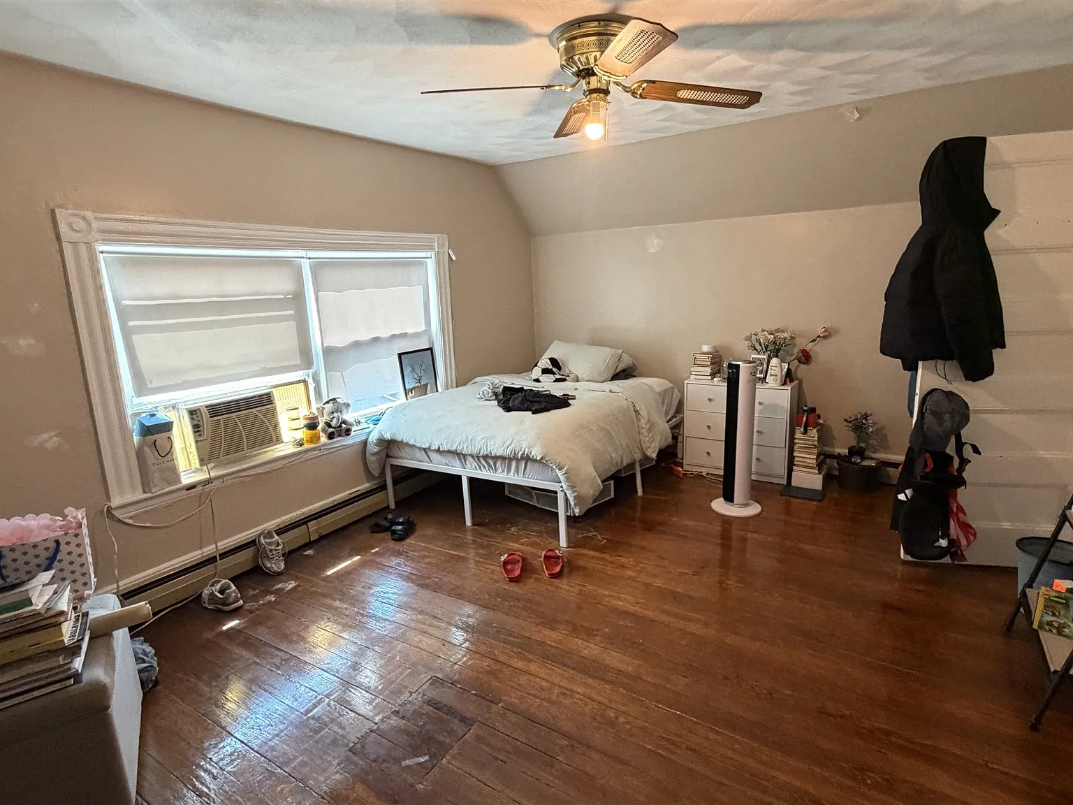 2 bed, 850 sqft, $3,100 — Photo 4