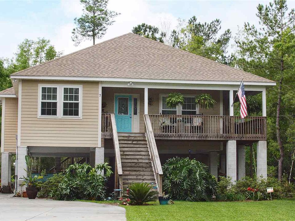 1st image of 7 Goldenrod Dr
