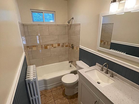 3rd image of 5526 Washington Ave Floor 2