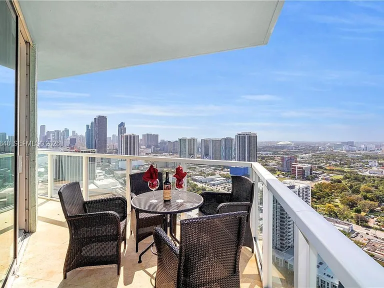 1900 N Bayshore Dr #3518 — Photo 4