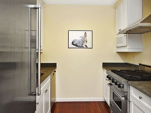 4th image of 400 E 51st St APT 3F