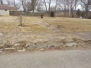 205 W Elvins Blvd, Park Hills, MO 63601