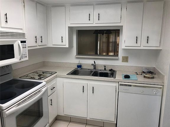 5th image of 2465 Northside Dr APT 1202