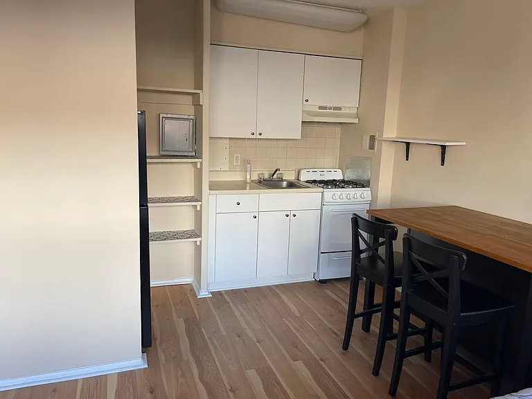 2101 Chestnut St — Photo 10