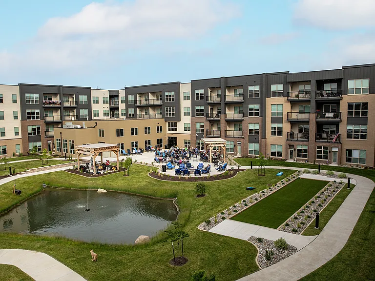 Attivo Trail Courtyard