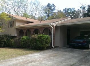 390 Valiant Ln, Riverdale, GA 30274