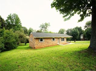 217 Buckskin Dr, Gastonia, NC 28052