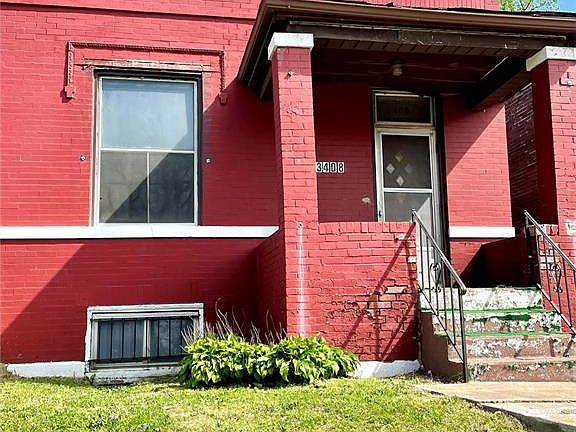 3rd image of 3408 Marcus Ave