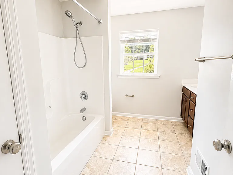 205 Carriage Walk Dr — Photo 16
