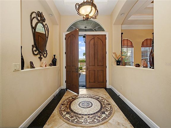 5th image of 1465 Brooks Ln