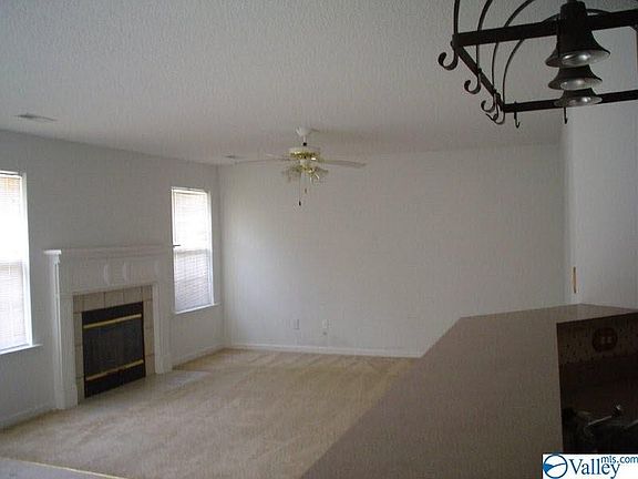 2nd image of 114 Bremerton Dr SW