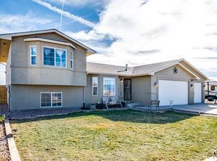 570 S Rialto Dr, Pueblo West, CO 81007