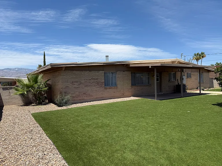 8812 E Shiloh Pl — Photo 41