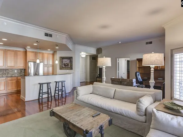 601 Main St APT 326, Columbia, SC 29201