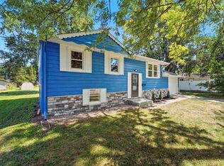 2 Blue River Dr, Columbia City, IN