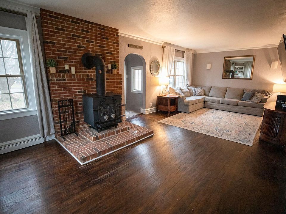 19327 Darden Rd, South Bend, IN 46637 Zillow