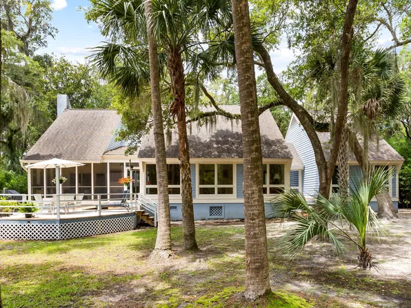 2653 Seabrook Island Rd, Johns Island, SC 29455