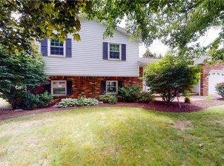 96 Isabella St, North East, PA 16428