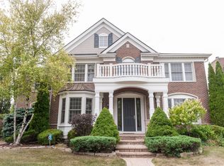 1700 Bluestem Ln, Glenview, IL 60026