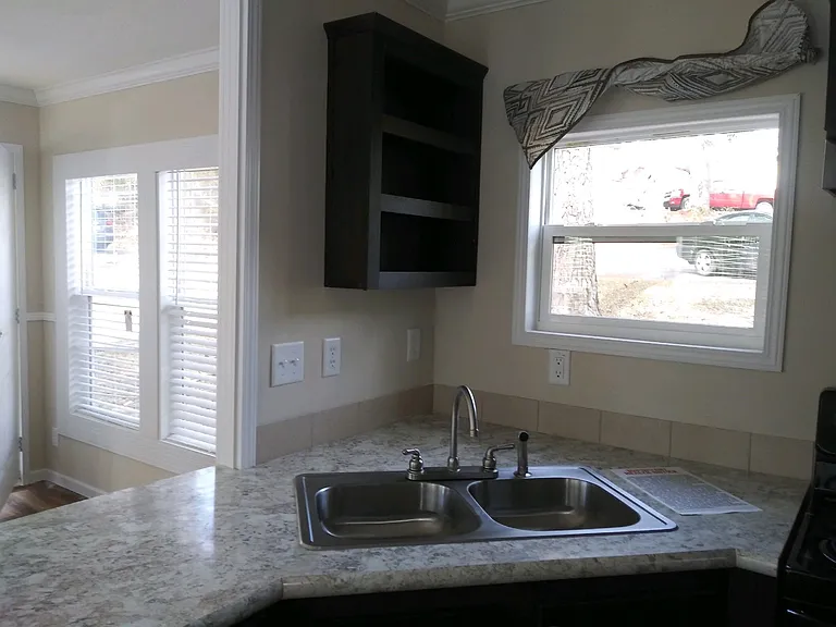 The Waverly — Photo 13