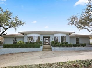 9644 Robin Meadow Dr, Dallas, TX 75243