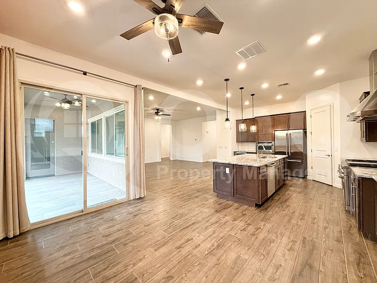 9821 E Thornbush Ave — Photo 7