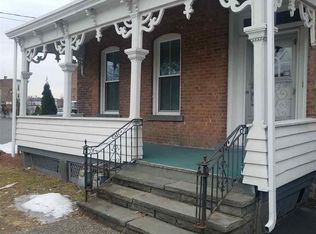 16 Henry St, Kingston, NY 12401