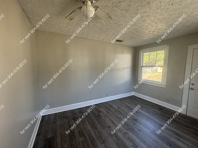 1243 Ida St — Photo 35