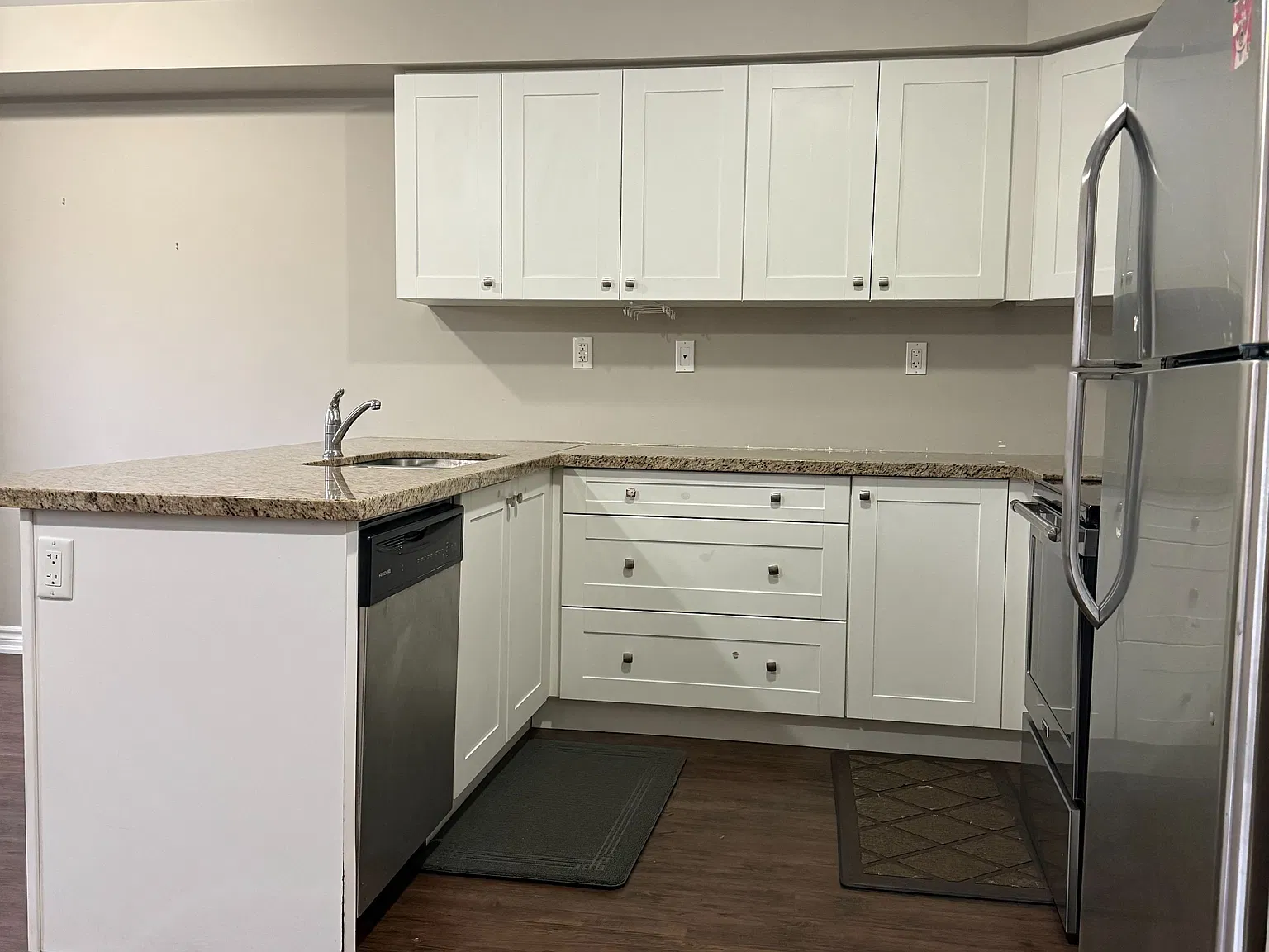 2 bed, $2,600 — Photo 4