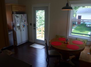 19 Elmwood St NW, Grand Rapids, MI