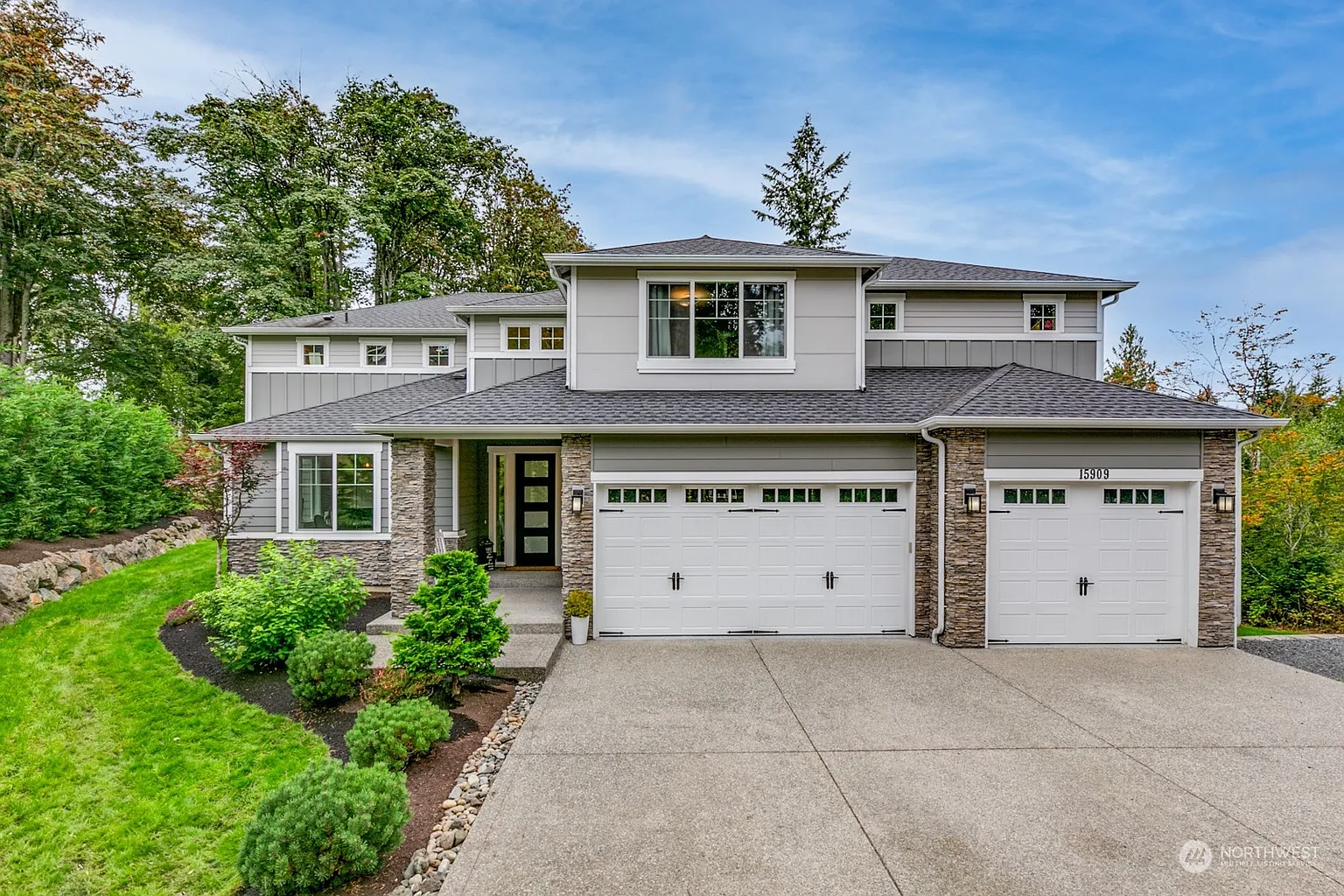 15909 57th Place SE photo 1