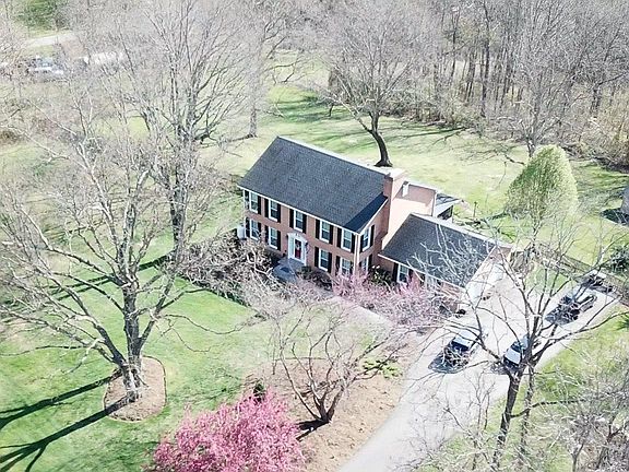 2nd image of 5608 Howell Dr