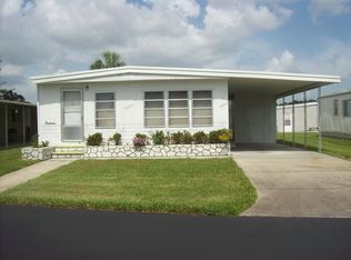 15221 Meadow Cir, Fort Myers, FL 33908