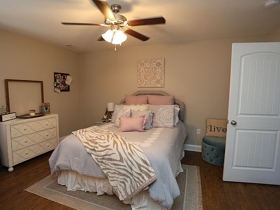 4th image of 144 Highlands Crossing Blvd