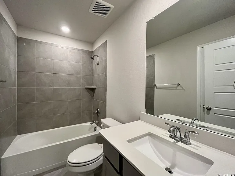 438 Shelton Pass — Photo 18