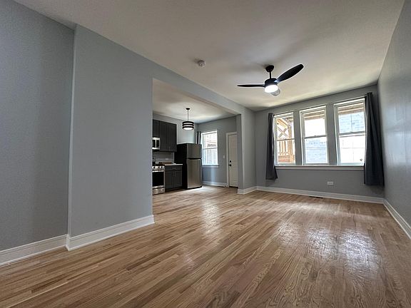 4th image of 1149 N Sacramento Ave APT 2