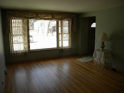 2nd image of 10535 S Lawndale Ave