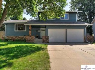 7111 S 139th Cir, Omaha, NE 68138