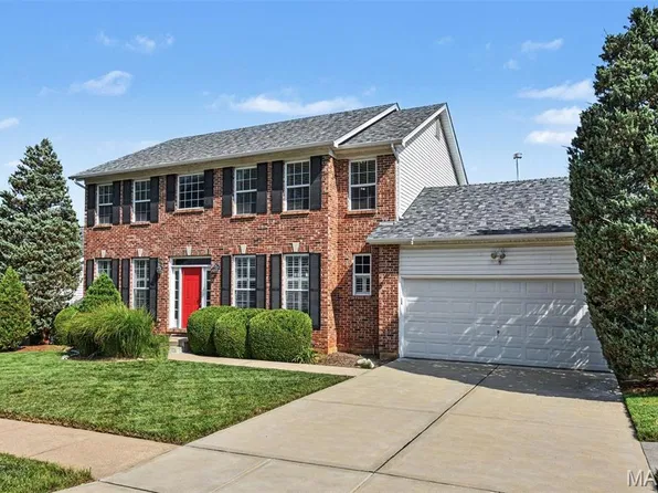 7445 Stream Valley Ct, Saint Louis, MO 63129