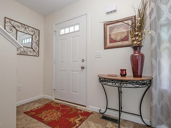 2nd image of 1412 Gardner Pond Ln