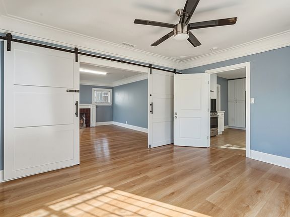 5th image of 1174 N Alexandria Ave