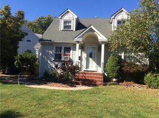 1 McAuliffe Dr, North Brunswick, NJ 08902