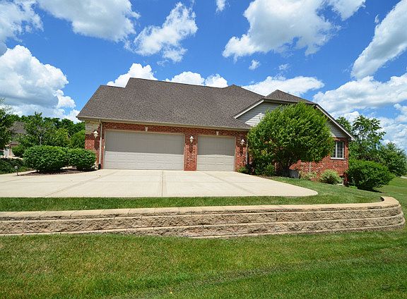 3rd image of 50 Long Cove Dr