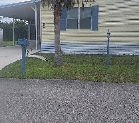 2nd image of 8 S Alhambra Lane