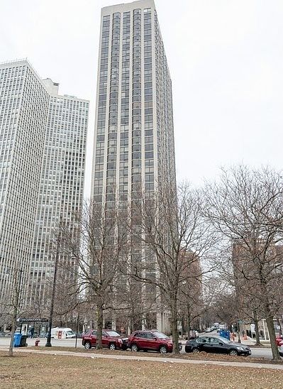 1st image of 2650 N Lakeview Ave APT 3903