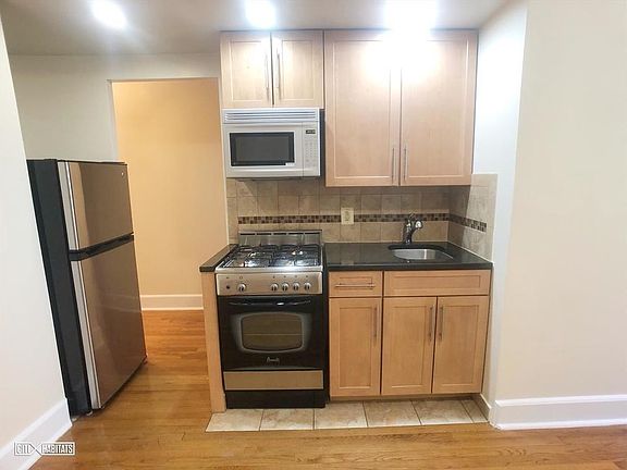 2nd image of 141 W 139th St APT C5