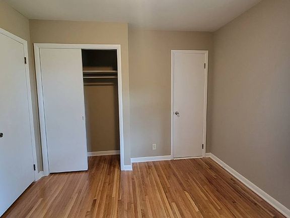 3rd image of 6408 Robinhood Ln NW