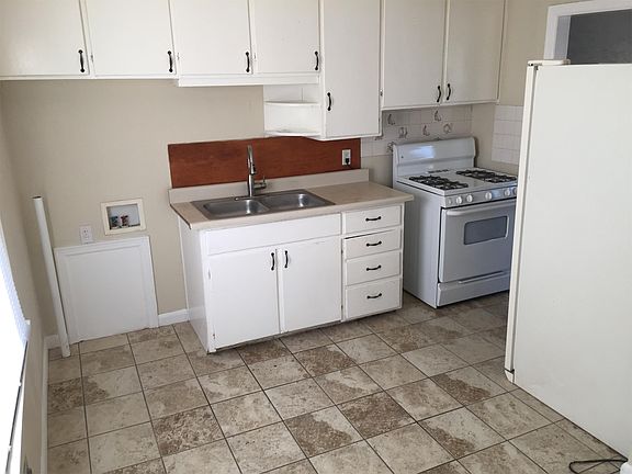 2nd image of 4332 Norton Ave